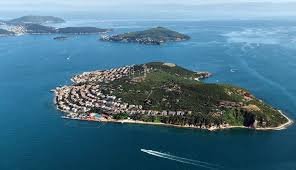 Adalar’da Ne Yapılır? İstanbul’un En Huzurlu Kaçış Noktası