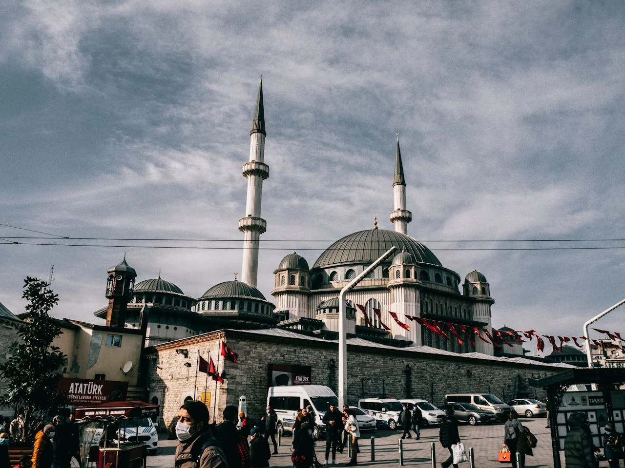 Sabiha Gökçen Havalimanı’ndan Taksim’e Kolay Ulaşım